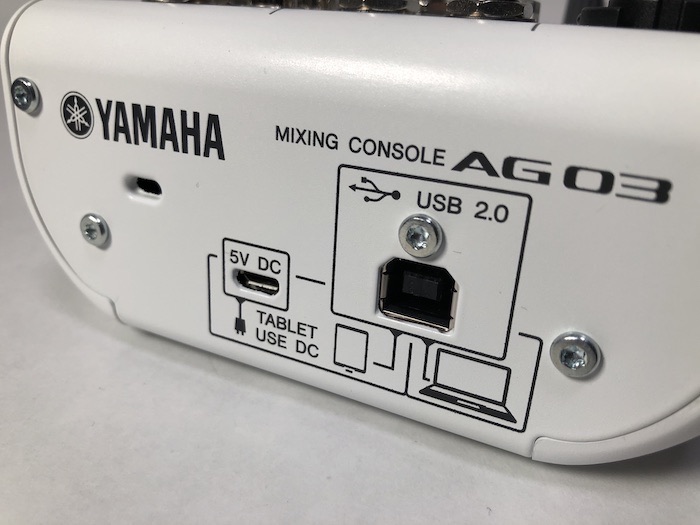 YAMAHA AG03 USB接続端子