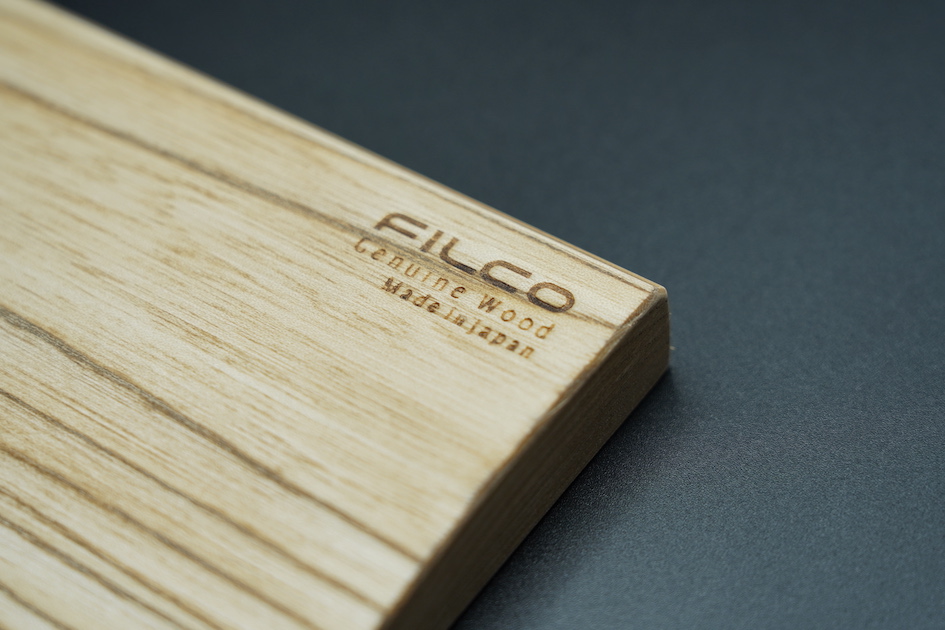 Filco Genuine Wood Wrist Rest ロゴ