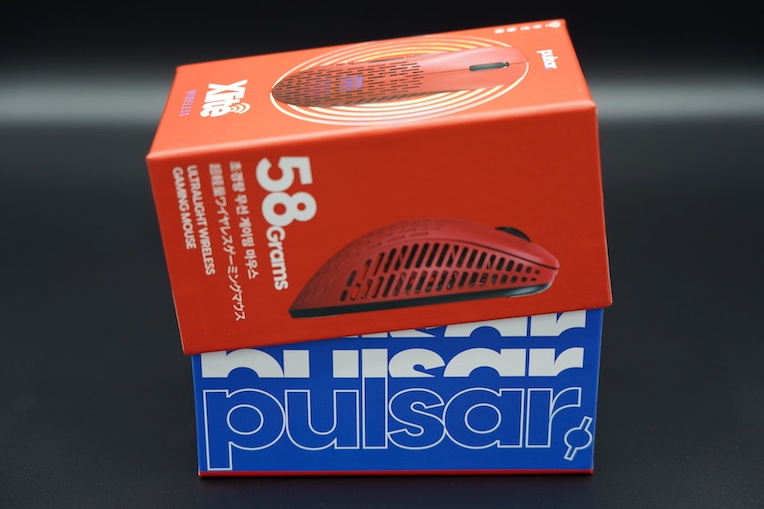 Pulsar Gaminig Gears Xlite Wireless パッケージ 内箱
