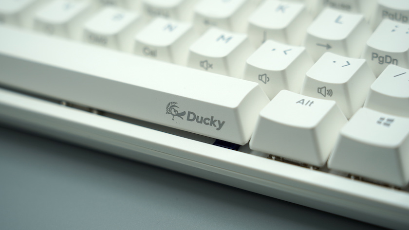Ducky One 2 Mini ロゴ